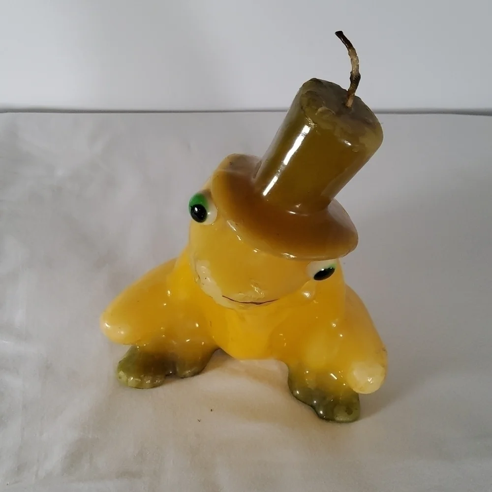 Hand made large toad candle